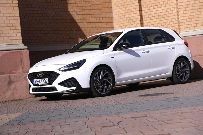 Hyundai i30 N: osiągi, różnice względem N Line i pułapki przy zakupie