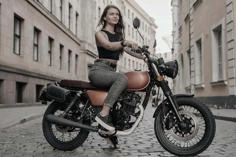 Ile naprawdę kosztuje uzyskanie prawa jazdy na crossa 125?