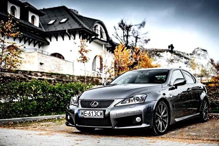 Lexus IS F 5.0 V8 – czy warto? Osiągi, koszty i typowe problemy