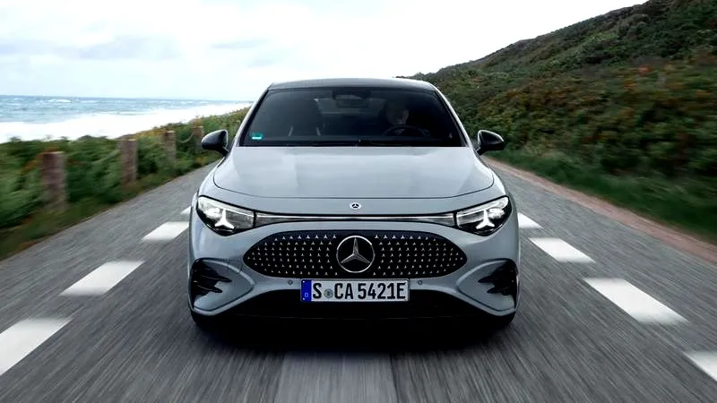 Mercedes CLA 250 4MATIC: Dlaczego warto zdecydować się na ten model premium?