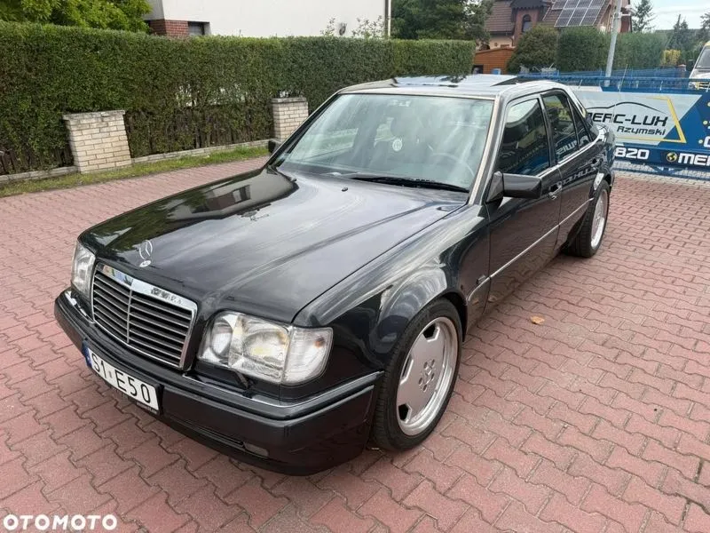 Mercedes W124 – czy warto go kupić? Zalety, wady i koszty utrzymania