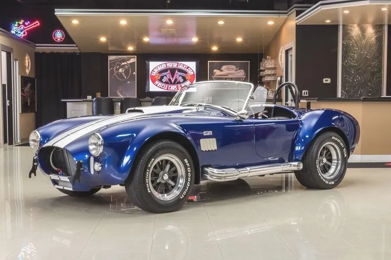 Przewodnik po Shelby Cobra: jak wybrać legendę i ile naprawdę kosztuje?